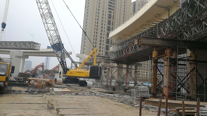 贵阳钢栈桥租赁浅谈高层建筑工程地下钢支撑施工要点